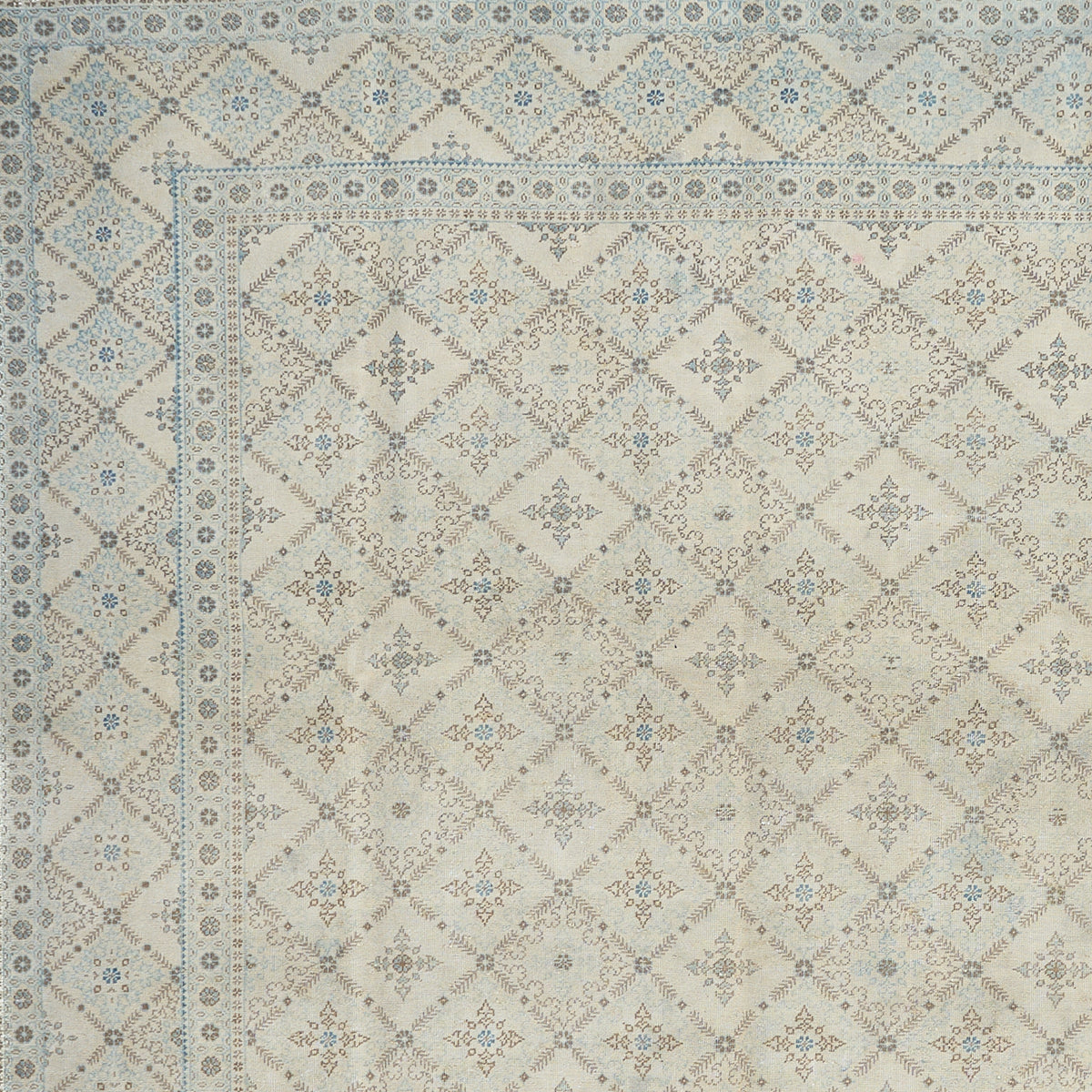 90040 Semi-Antique Persian Tabriz Rug Circa 1920