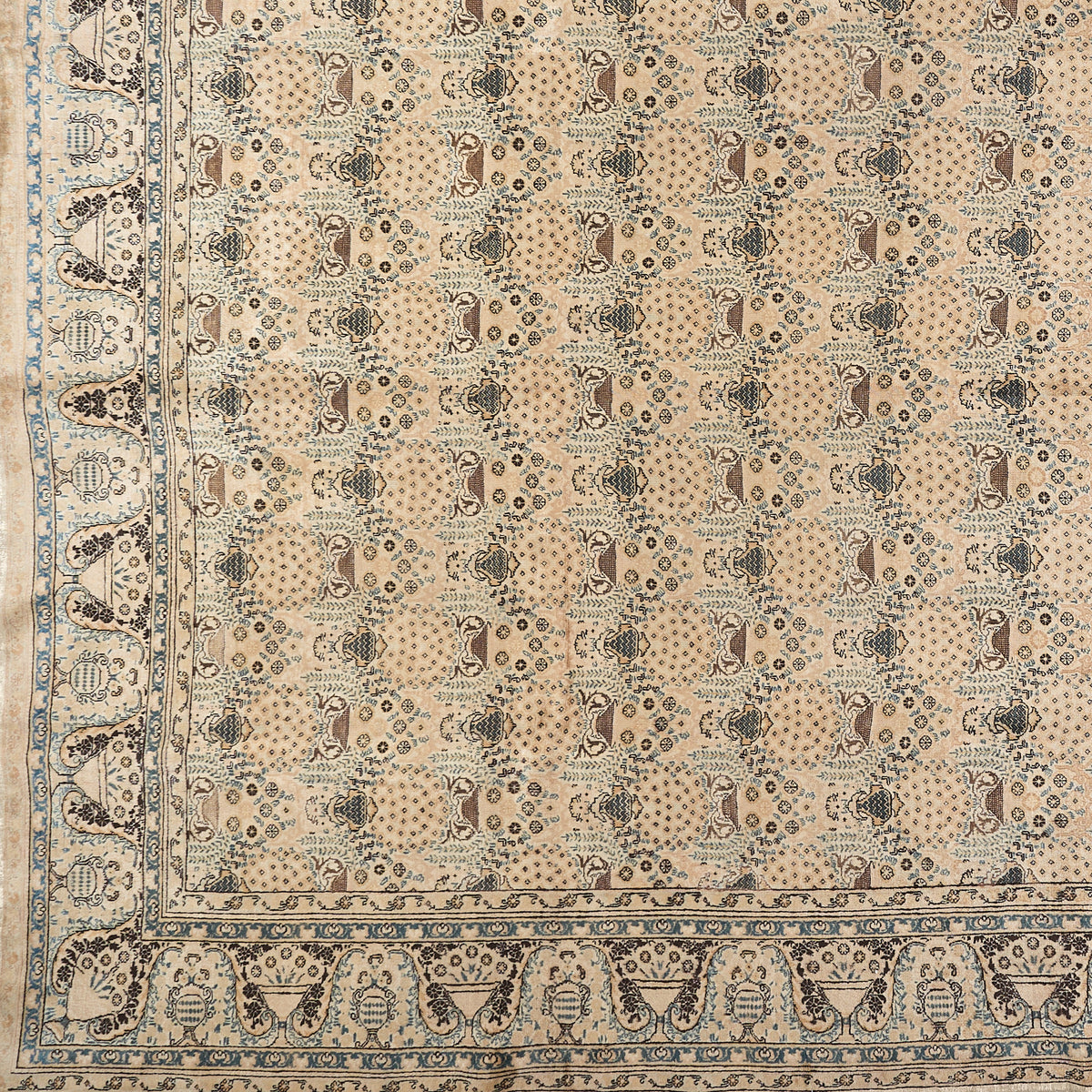 90049 Antique Persian Tabriz Circa 1920