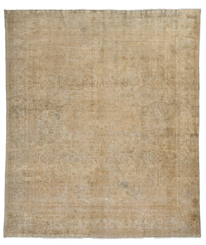 90056 Antique agra Carpet Circa late 19th Century