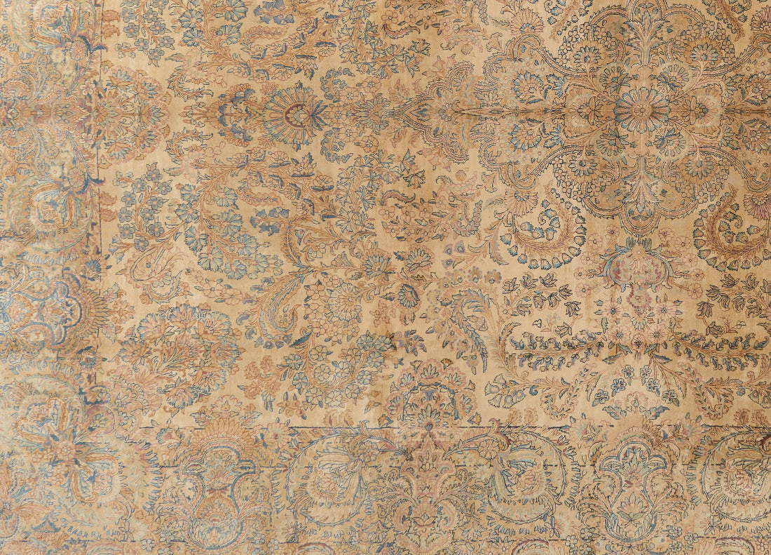 90132 Antique persian Kerman C 1920