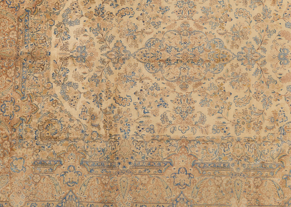 90133 Semi-Antiqie Persian Laver Kirman C 1940
