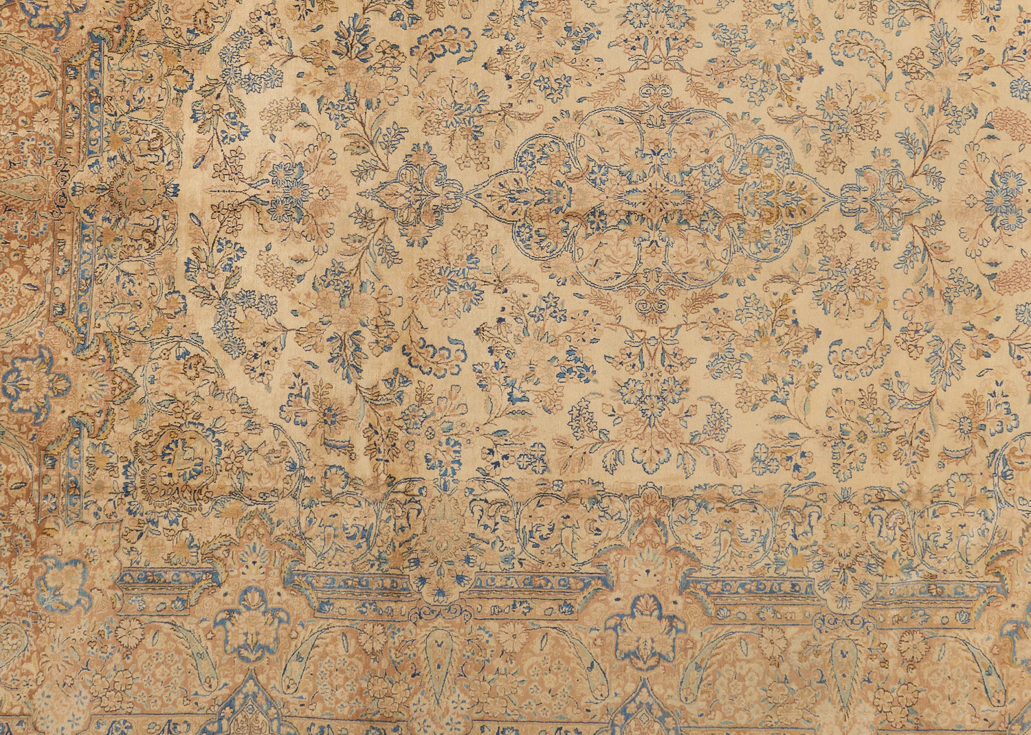 90133 Semi-Antiqie Persian Laver Kirman C 1940