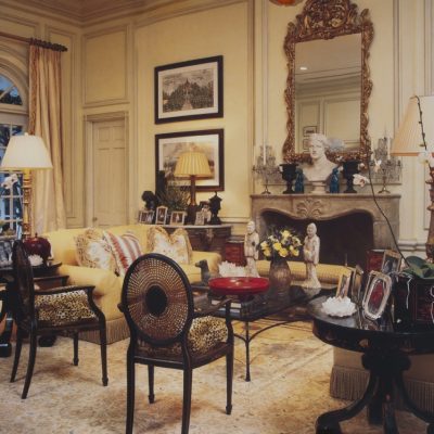Palm Beach Project – Antique Tabriz Carpet