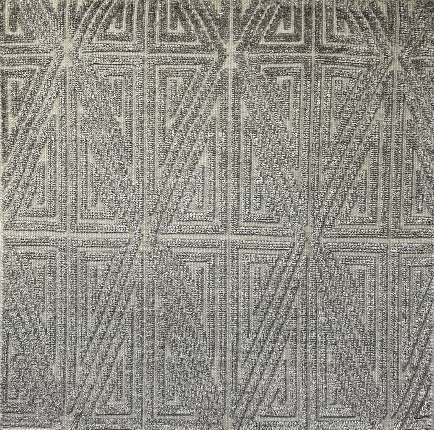 TIB 818